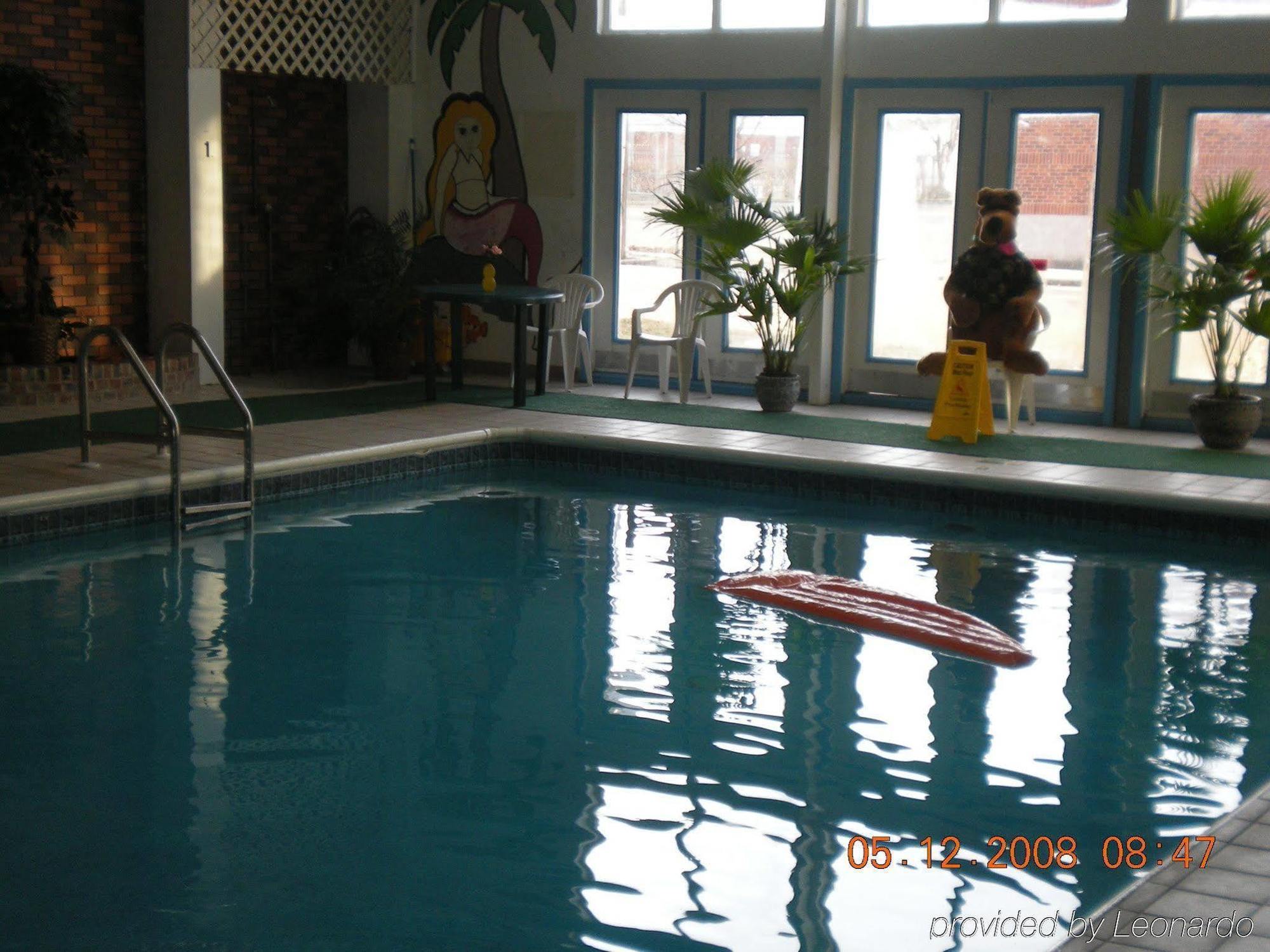 Regency Inn & Suites West Springfield Fasilitas foto